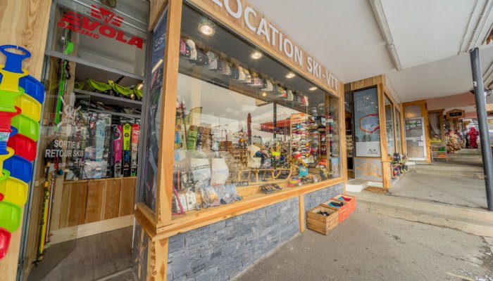 Ski Center