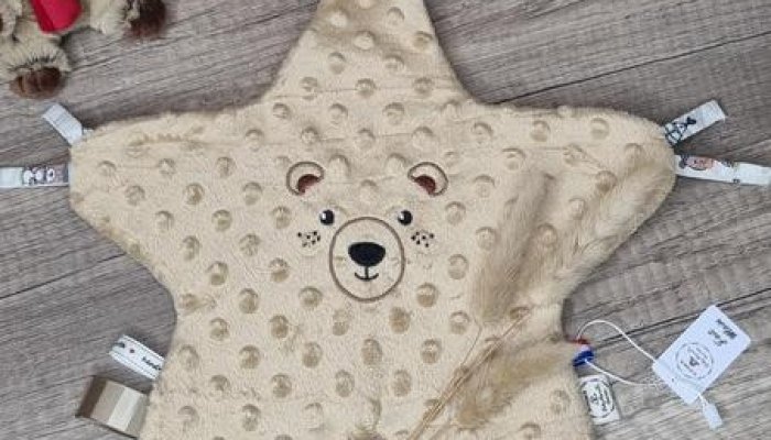 Stand de baby Marmotte !_Orcières